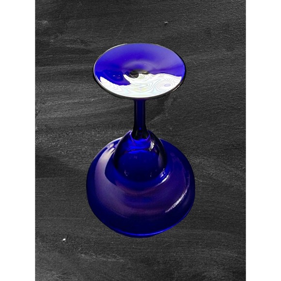 Set of 2 Vintage Cobalt Blue Glass 6" Tall Margarita Glasses - Picture 7 of 7